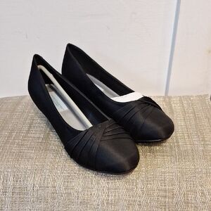 Dyeables Elegant Black Women's Flats
